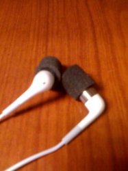 earphones 1.jpg