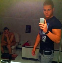taking a selfie while someone is on the toilet dr heckle funny wtf pictures.jpg