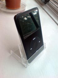 ipod_stand_minidv1.jpg