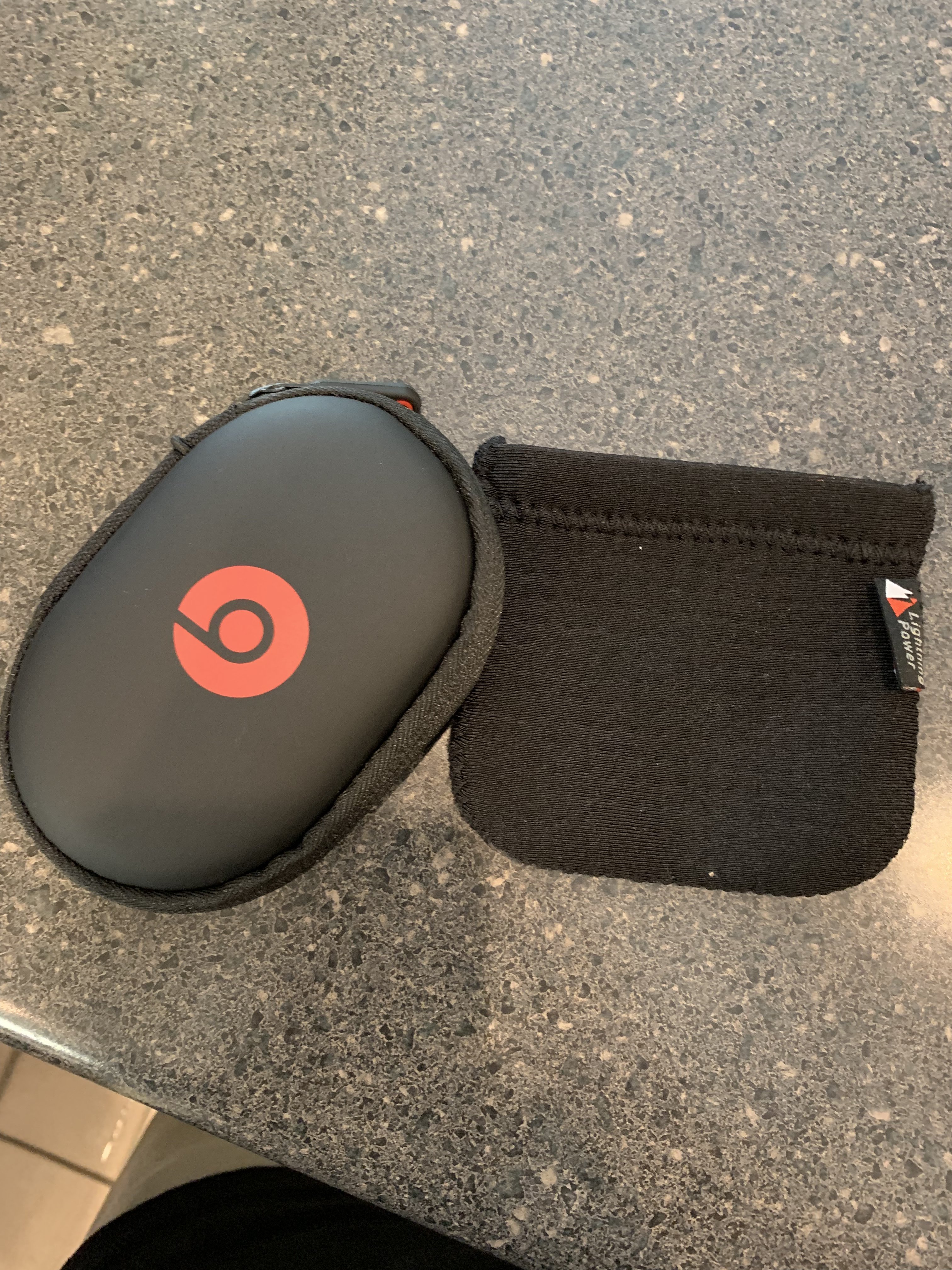 small case for powerbeats pro