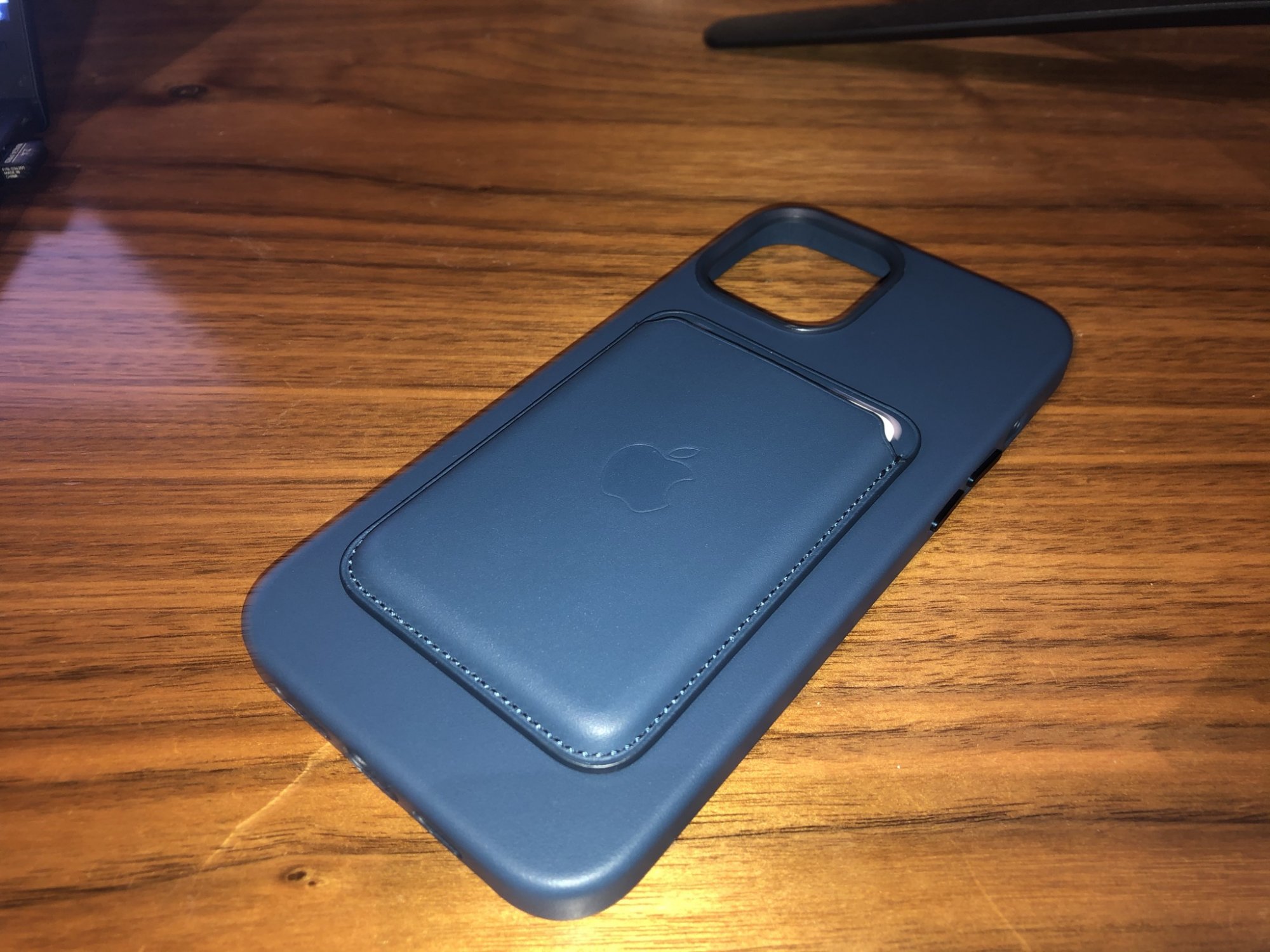 Apple Leather Wallet Order Thread Page 17 Macrumors Forums