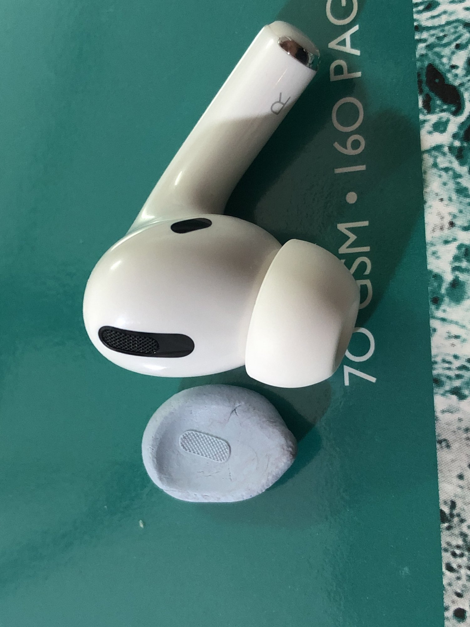 AirPods Pro Crackling/Rattling Issues: Troubleshooting - MacRumors