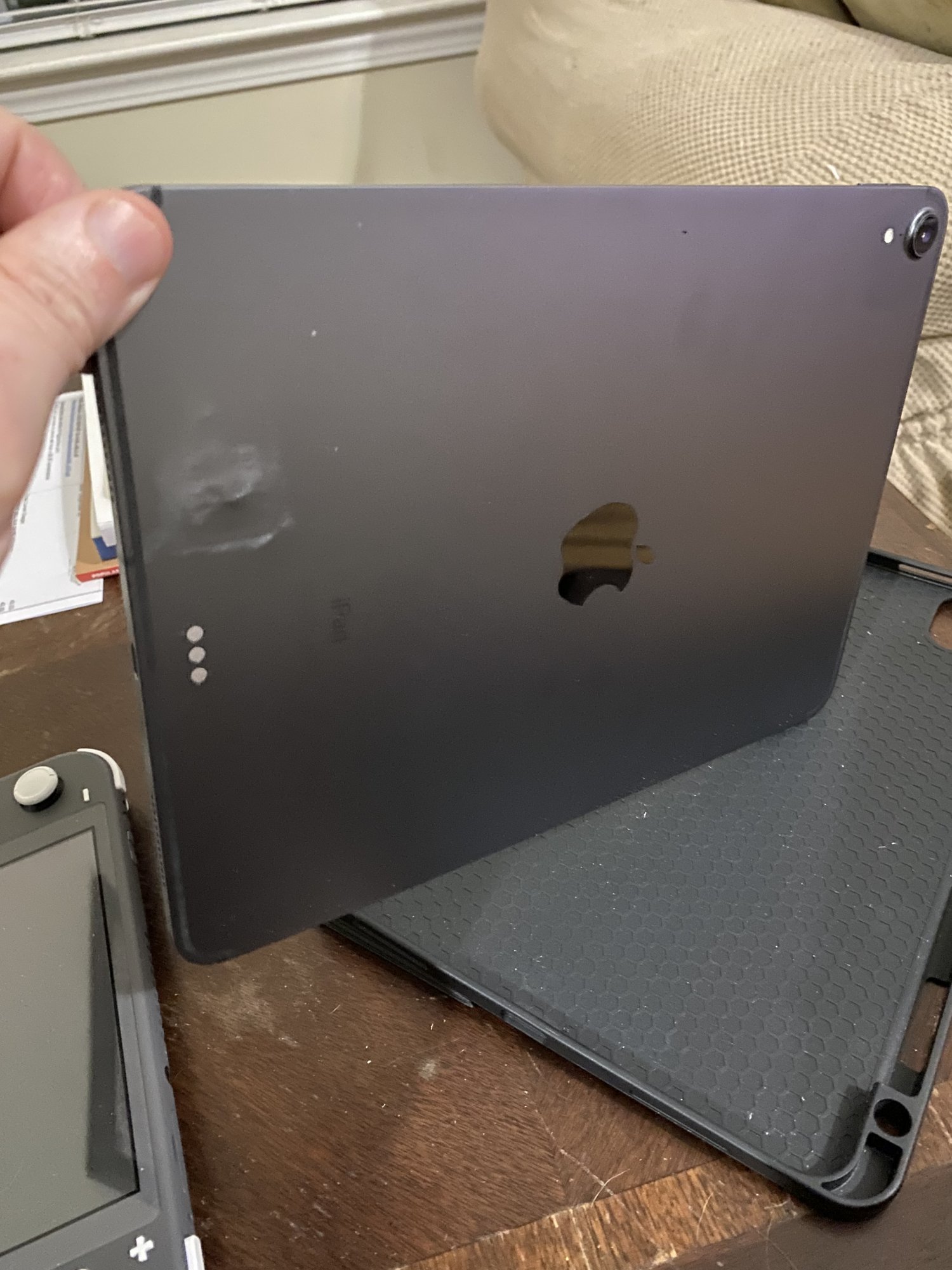 So it happened - I've shattered my iPad Pro 11's screen