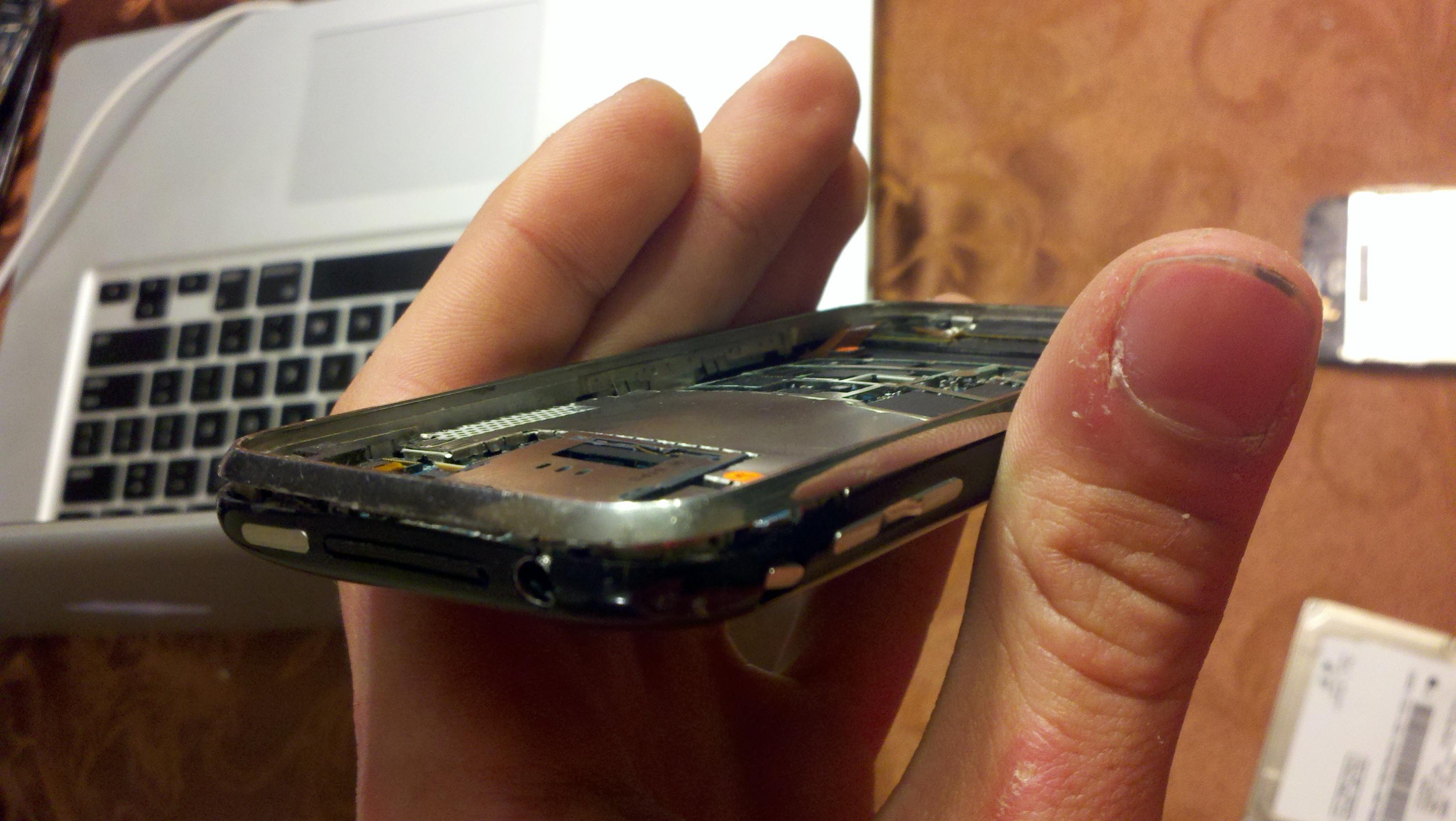 iphone swollen battery disposal