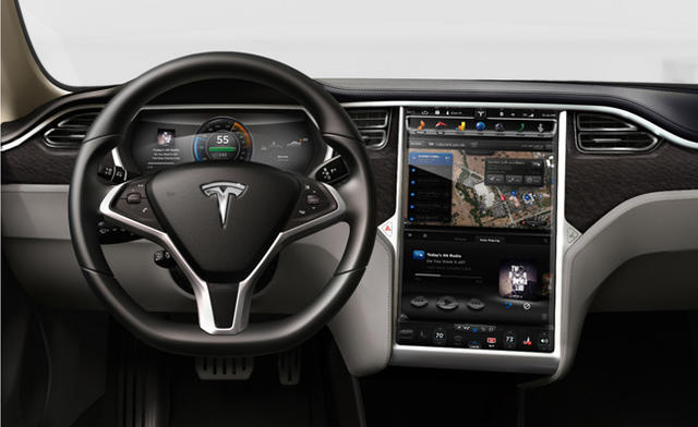 2013-Tesla-Model-S-interior.jpg