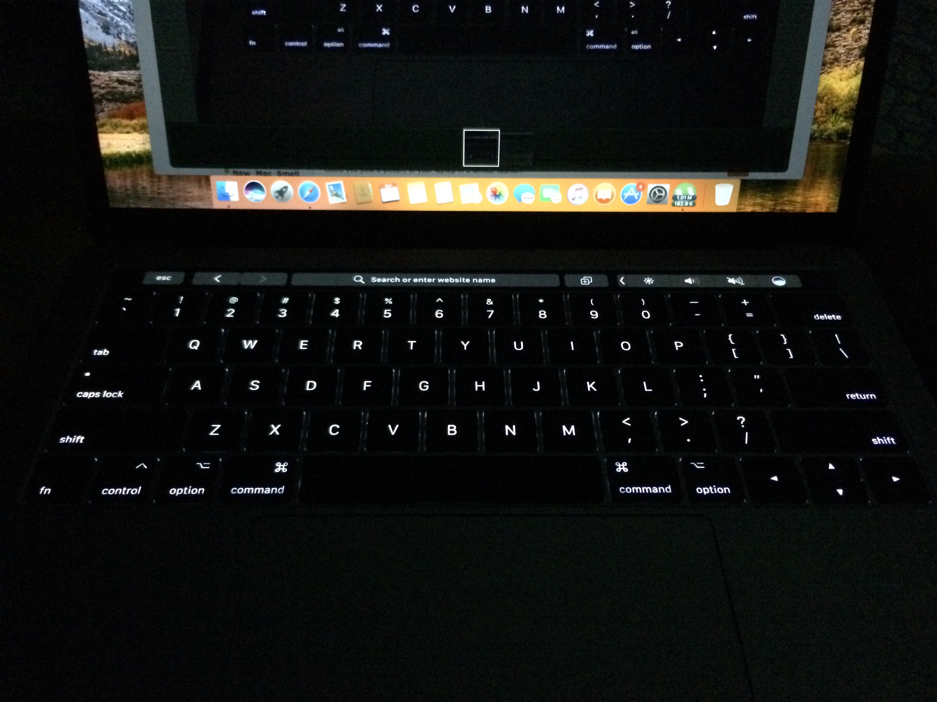 Macbook Pro Keyboard Light Leaking Macrumors Forums
