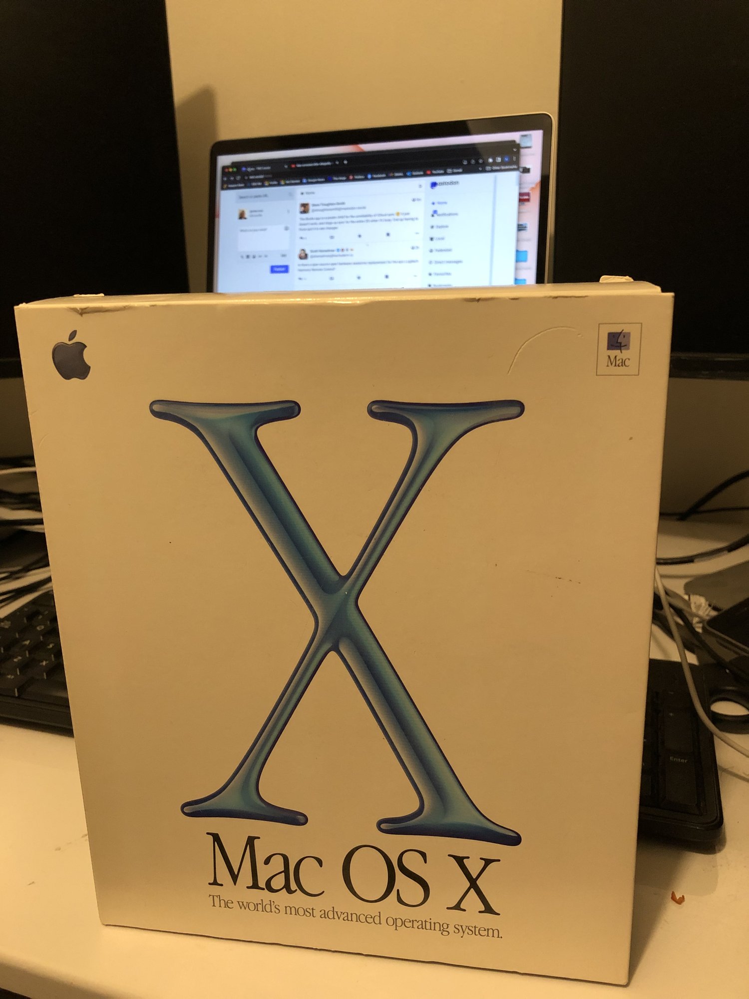 Scored a boxed copy of Mac OS 10.0 | MacRumors Forums Scored a boxed copy of Mac OS 10.0 | MacRumors Forums