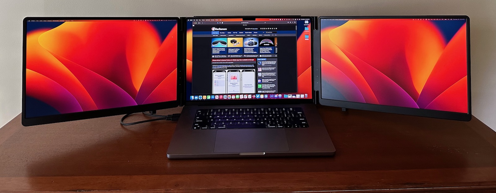 3screenMBpro.jpg