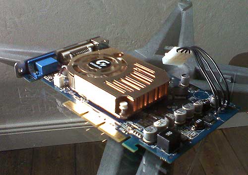 6800XT_small_02.jpg