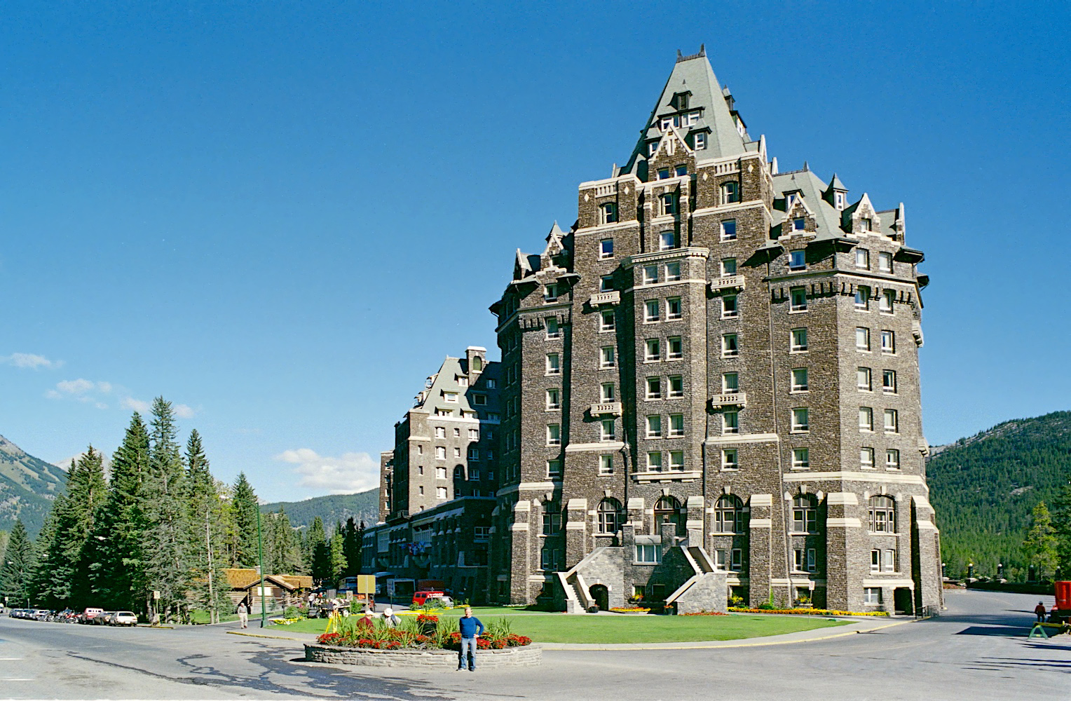 87RT1_23_337.jpg