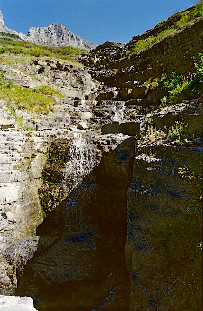 87RT3_33_403A.jpg