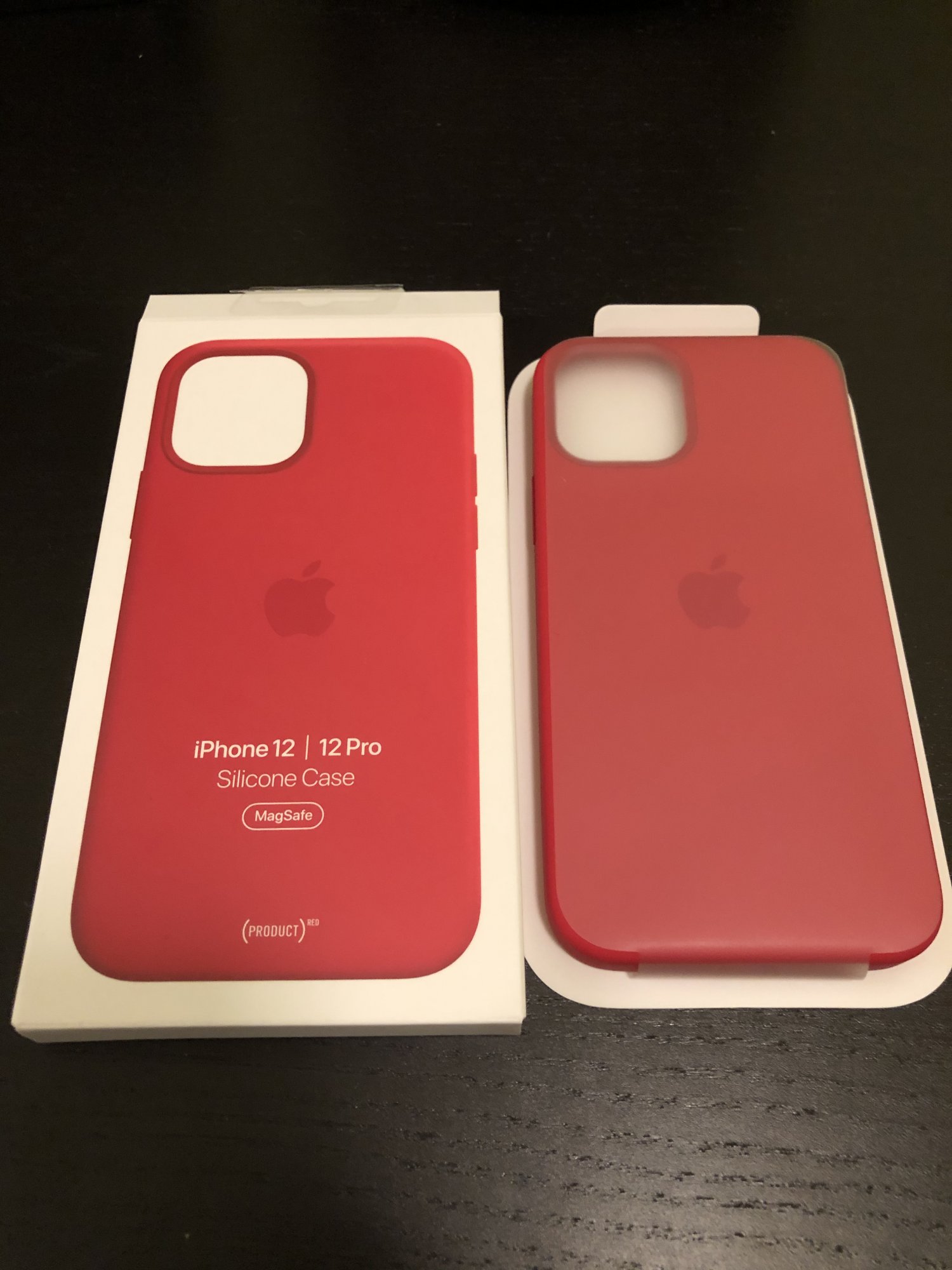 iPhone 12 | 12 Pro Silicone Case with MagSafe - (PRODUCT)RED