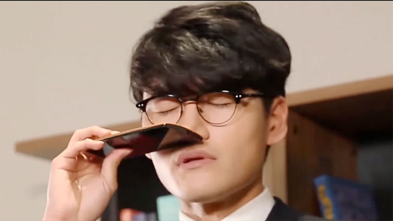 ac-smell2.jpg