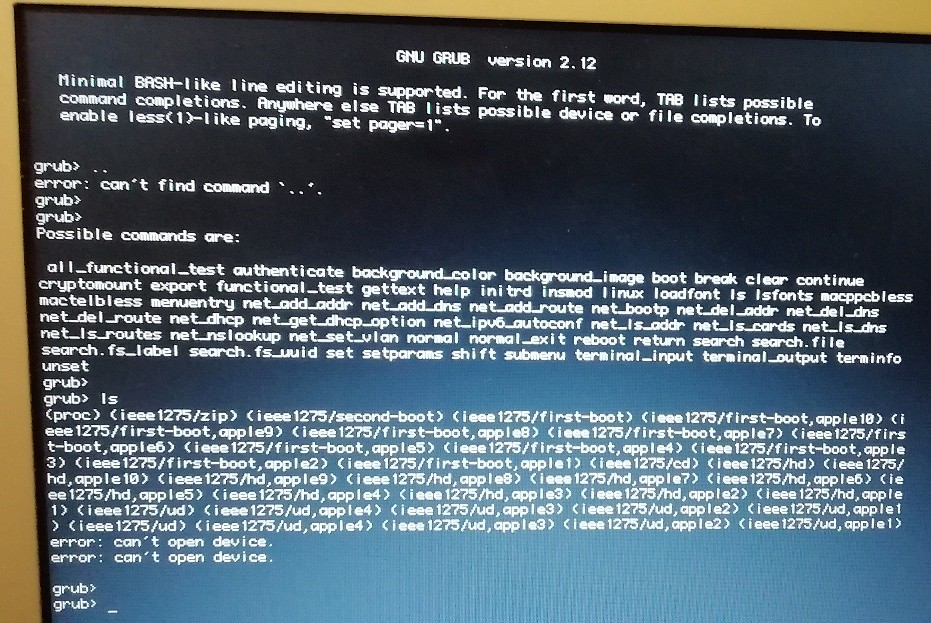 Adelie_KDE_boot_grub_screen.jpg