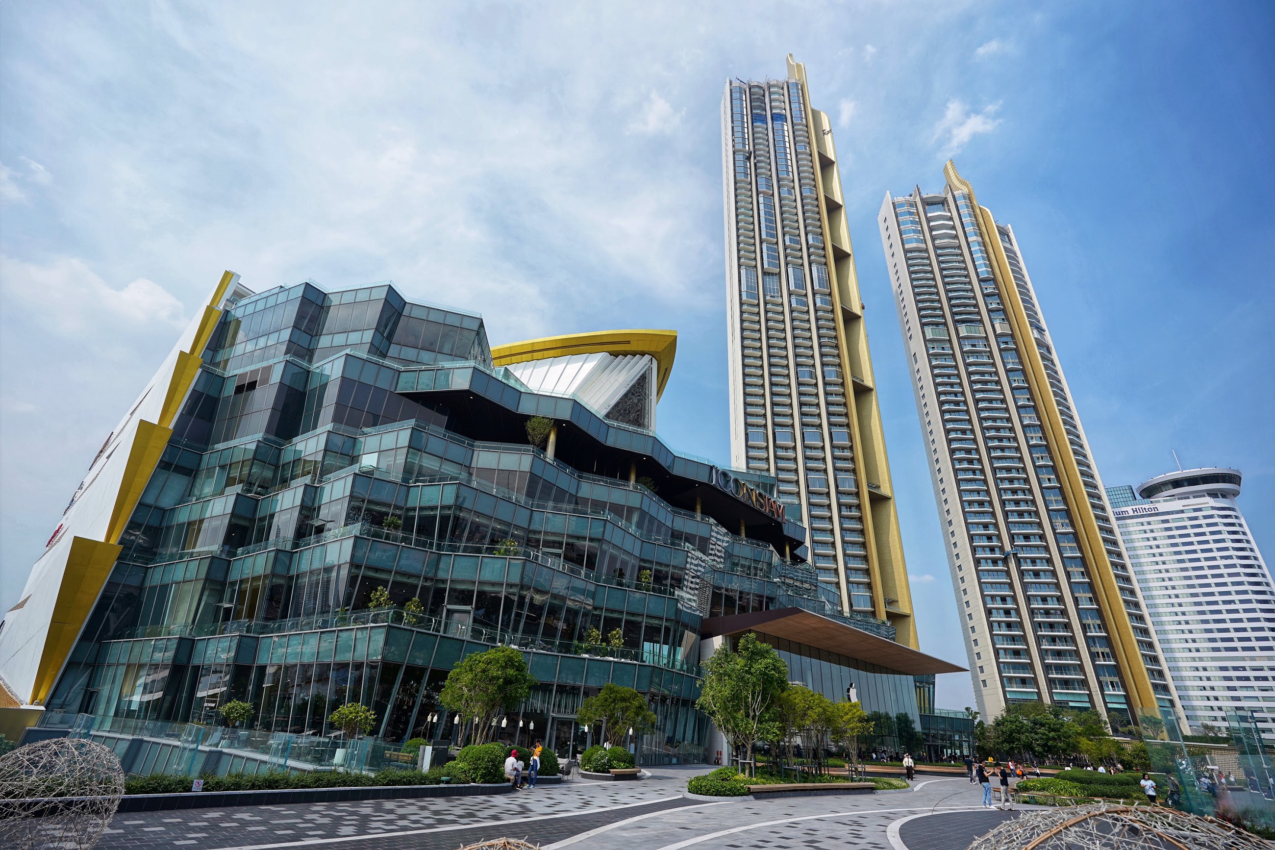 apple-bkk-2.JPG