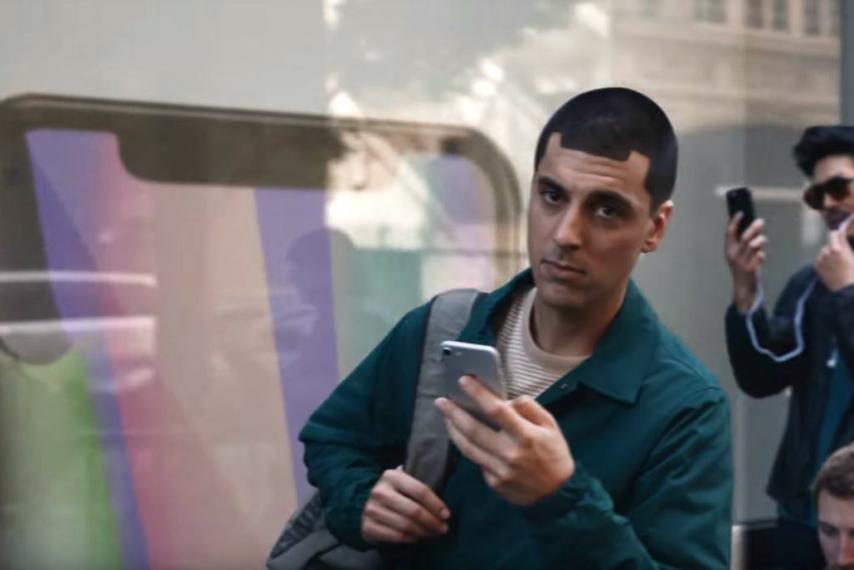 apple-iphone-x-notch-samsung-ad.jpg
