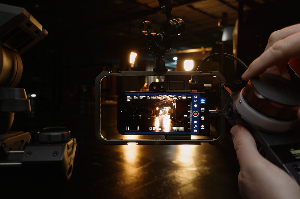 Apple-Shot-on-iPhone-Blackmagic-Camera-app_big.jpg.large.jpg