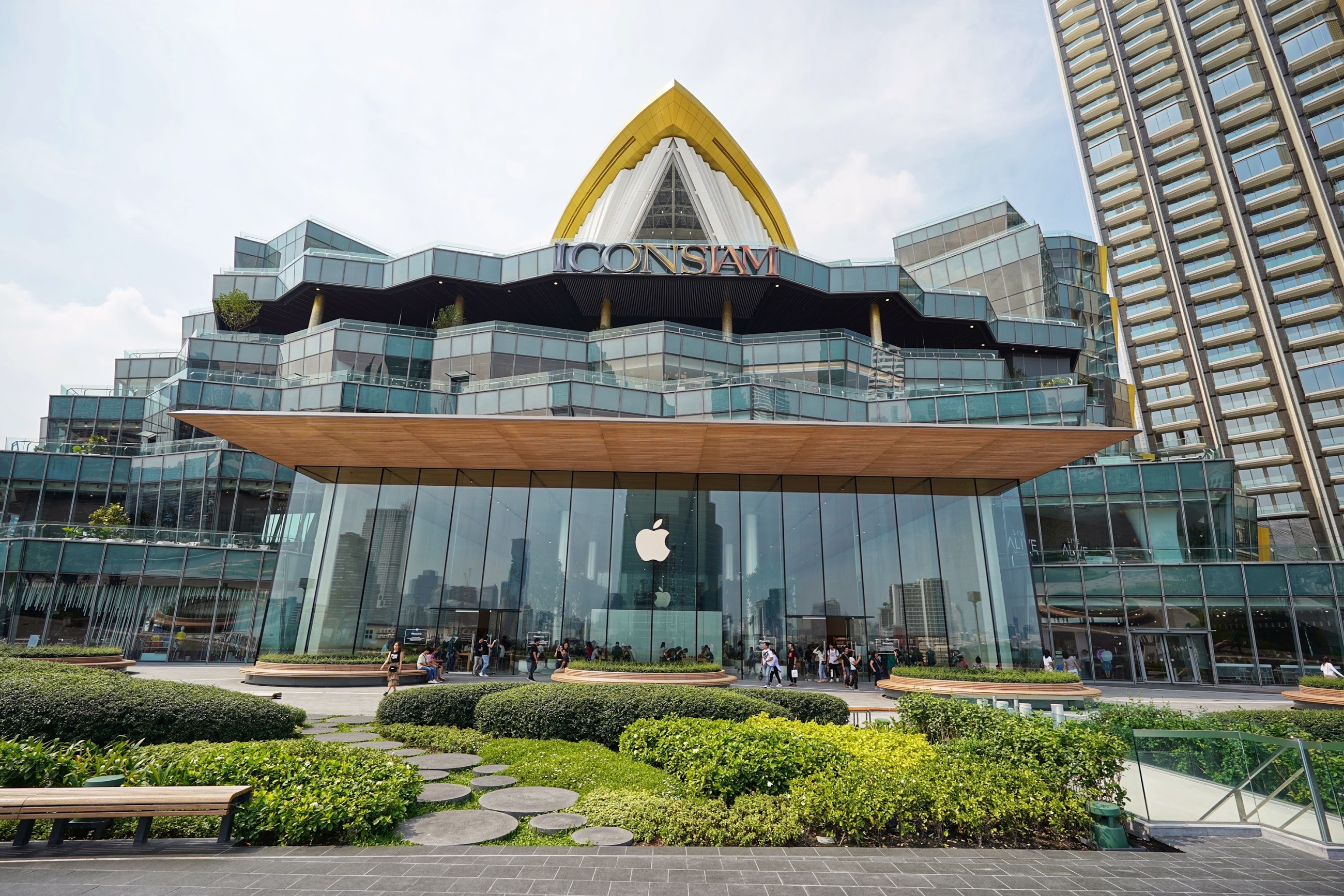 apple_bkk-1.JPG