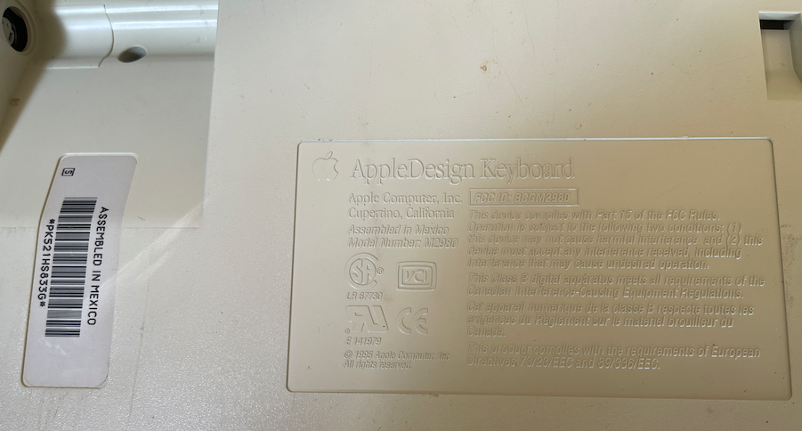 AppleDesign Keyboard Mexico M2980.png