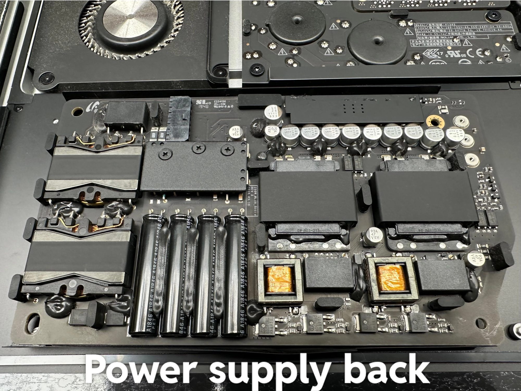 as-many-ask-more-pictures-inside-the-pro-display-xdr-v0-ancz5yndg85c1.png
