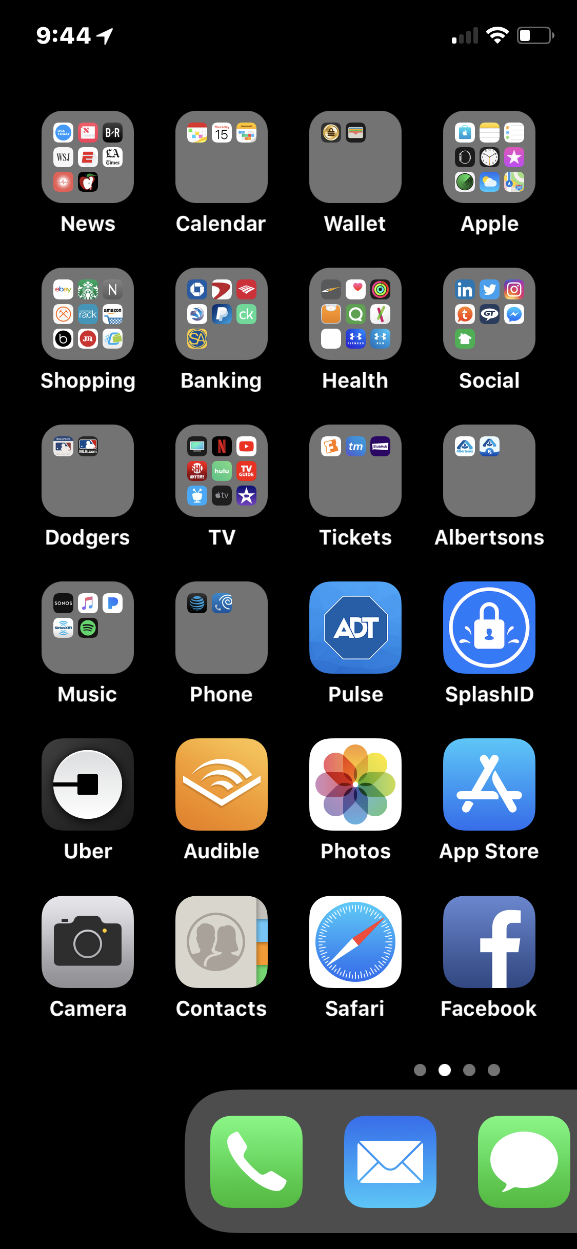Bottom row of apps on home screen not visible | MacRumors ...