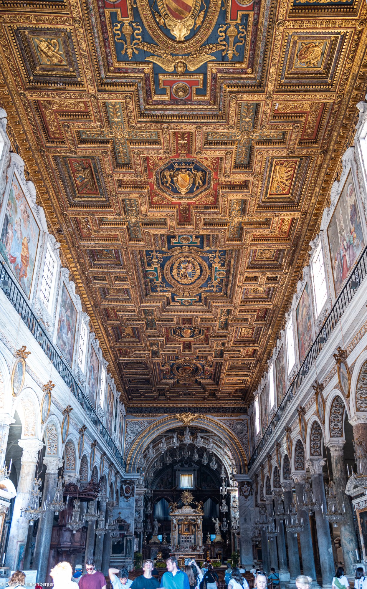 Basilica of Santa Maria.jpg