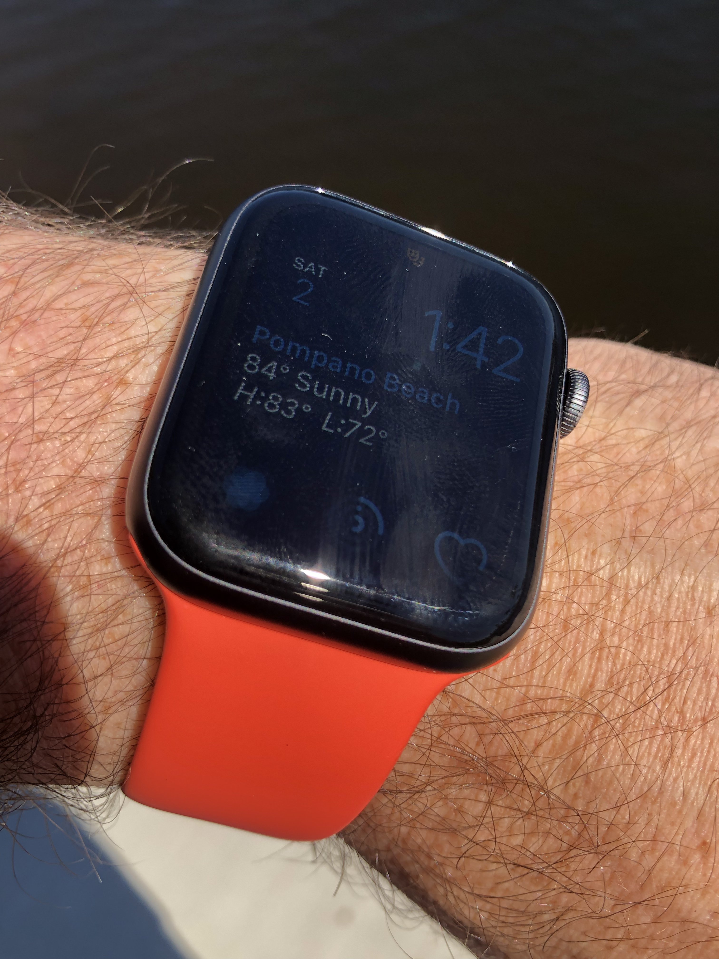 apple watch 4 space grey bands