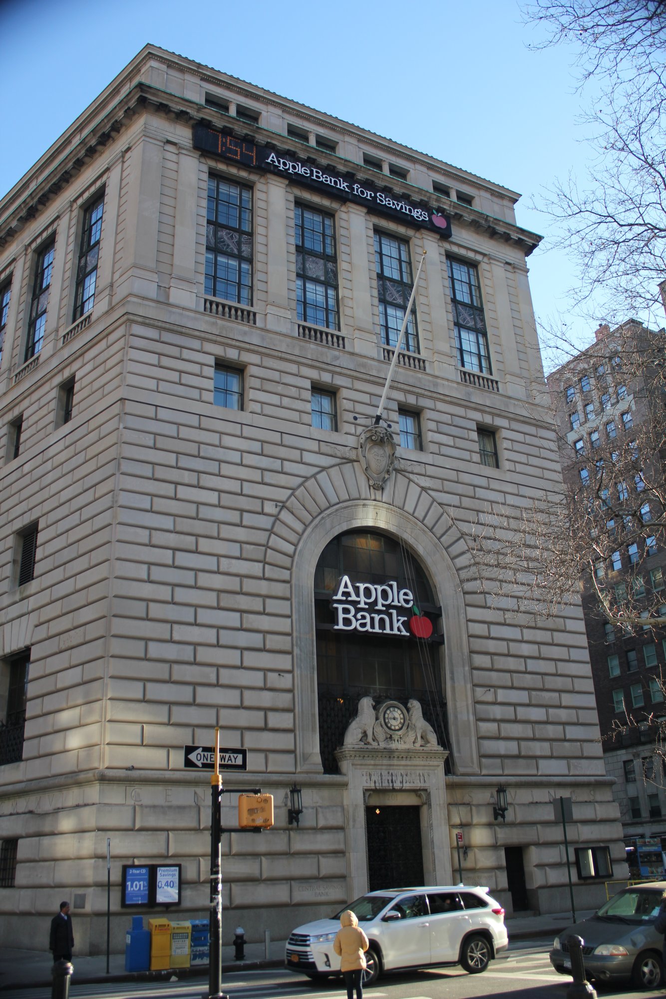 Central_Savings_Bank_Building_Feb_2022_01.jpg