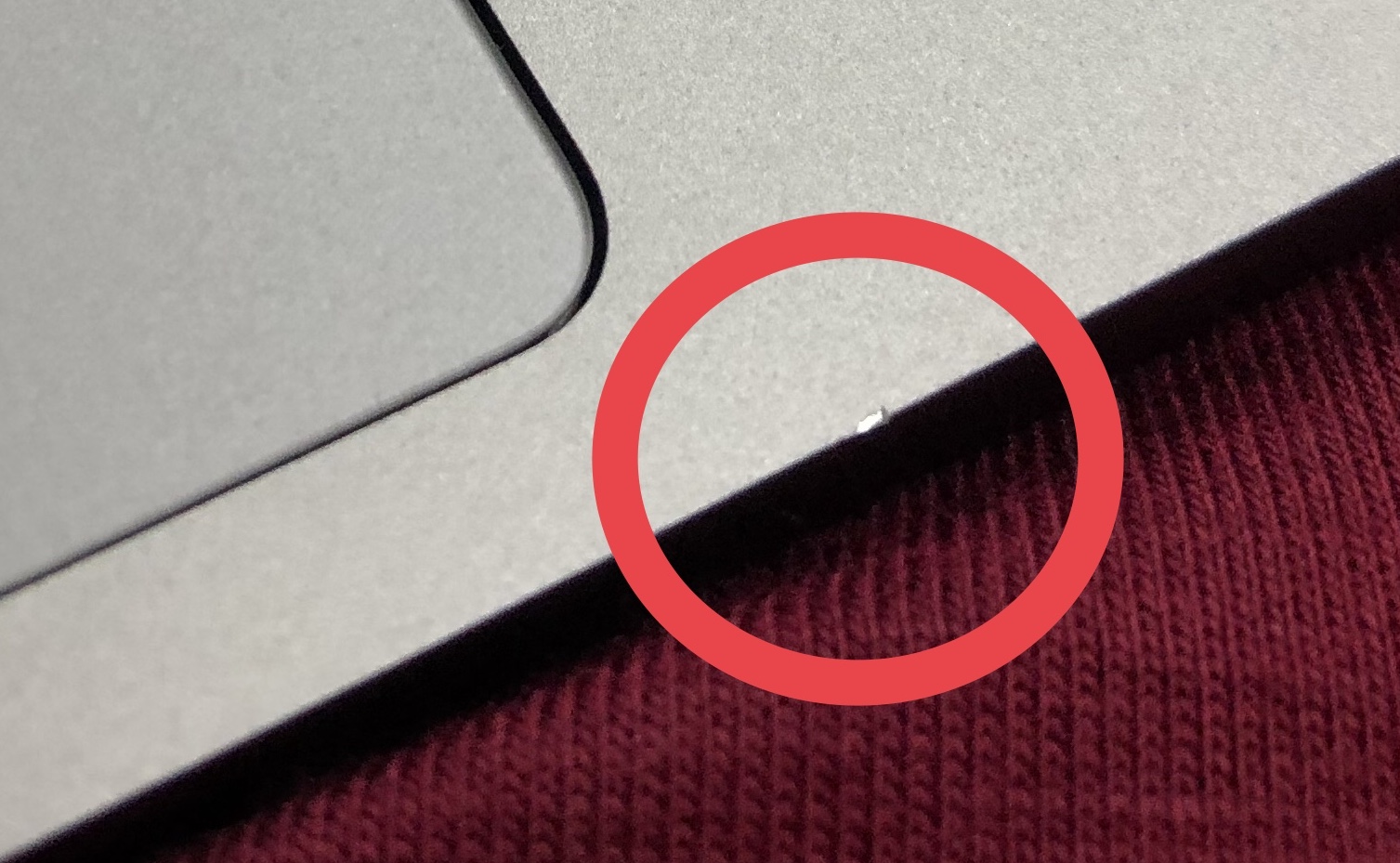 Chipped Edge on MacBookPro.jpg