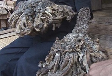 dedehands.jpg