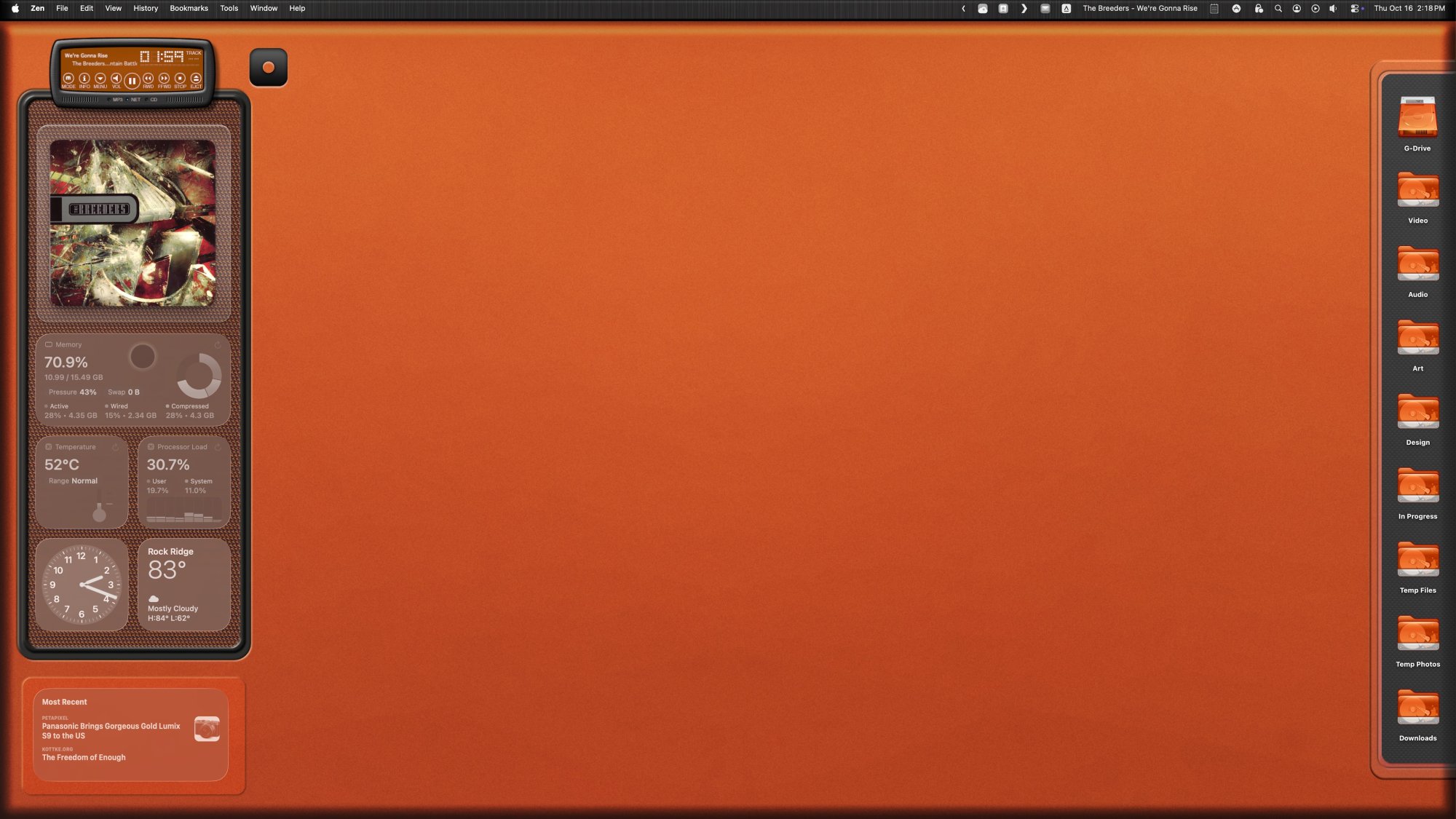 Desktop 101625.jpg