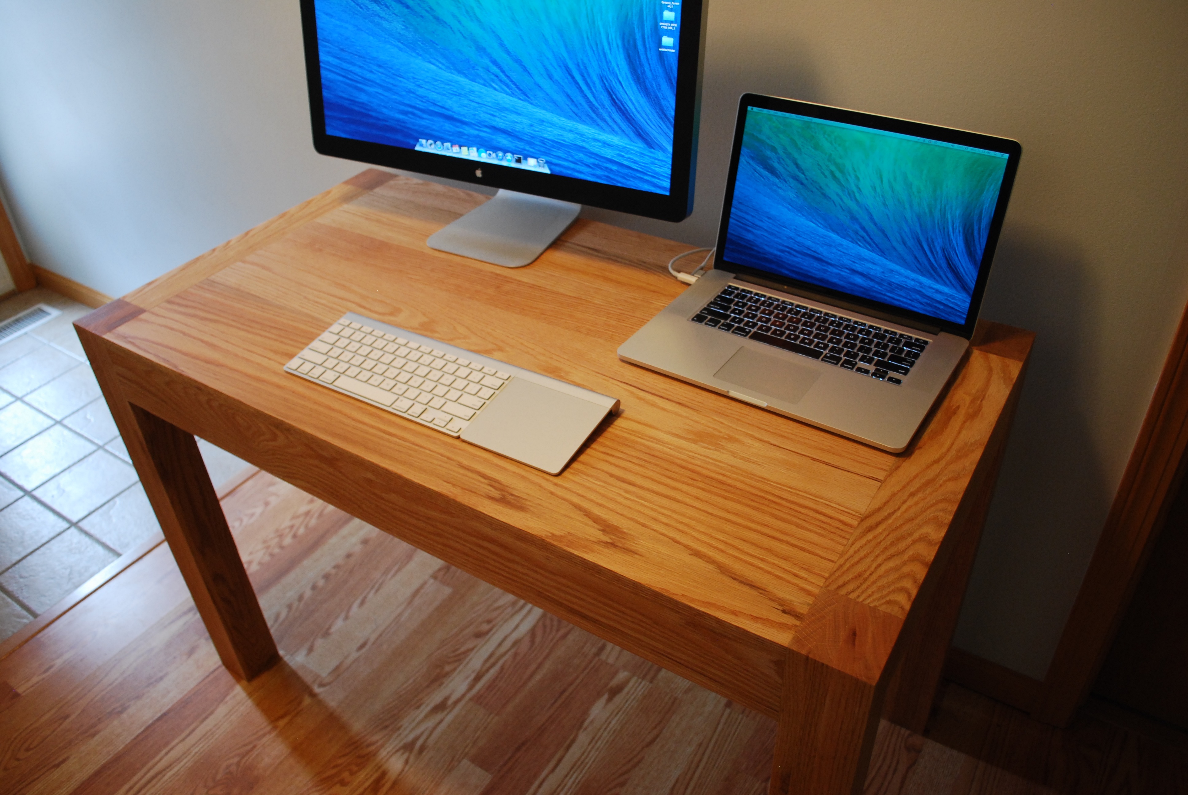 Apple Store Style Computer Desk Macrumors Forums