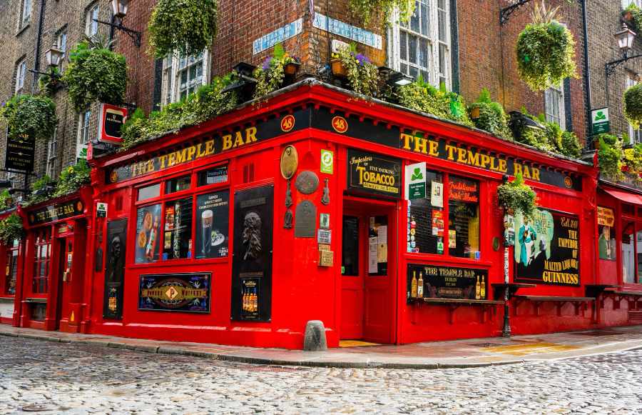 Dublin Ireland Bar.jpg
