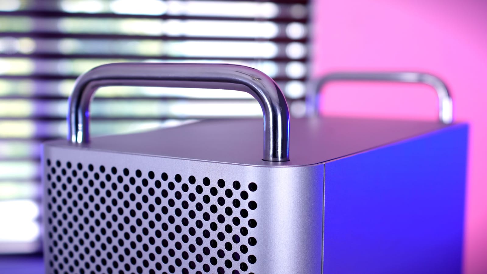 Dune Pro PC Case Copies Mac Pro Design Page 2 MacRumors Forums