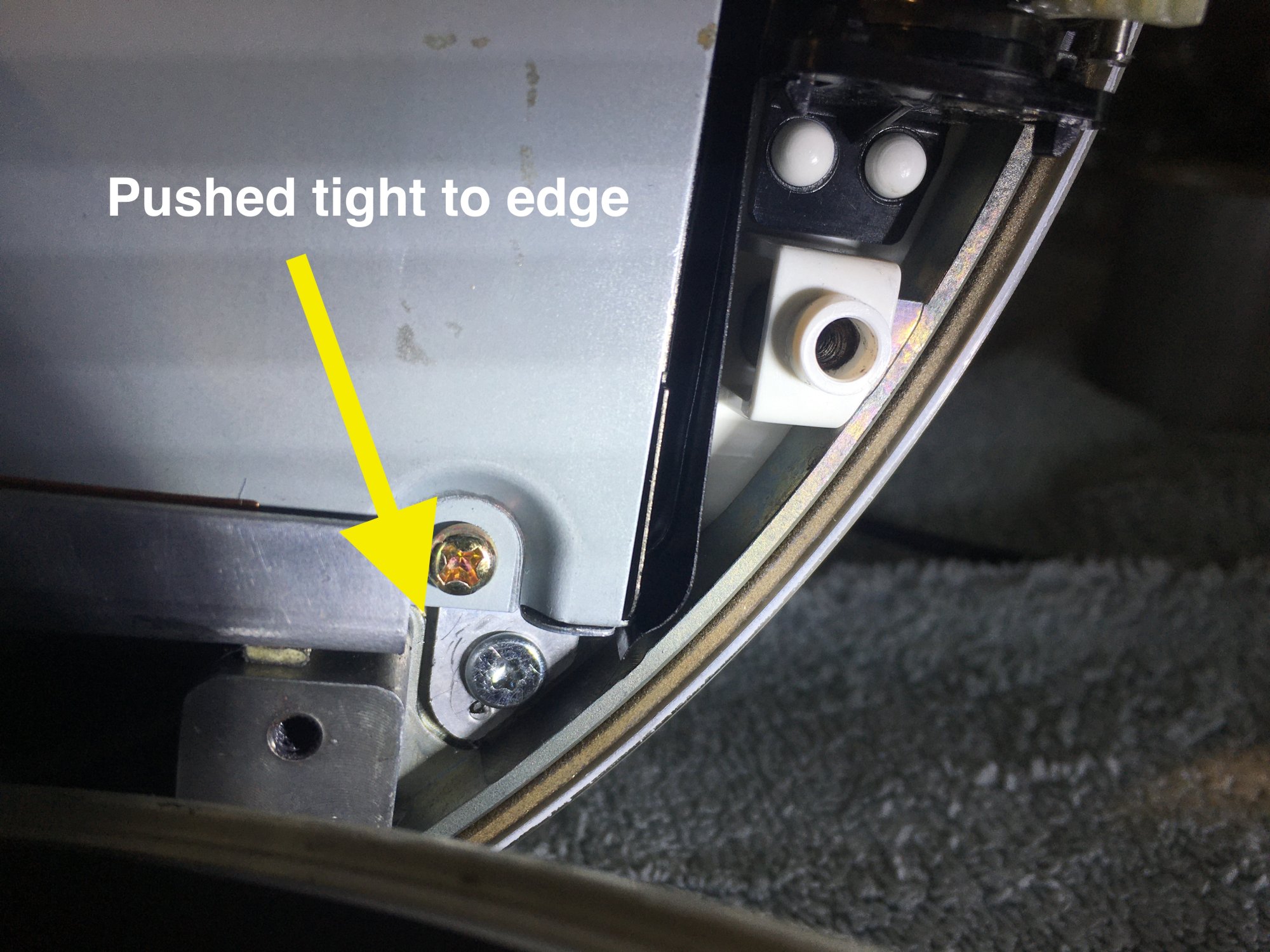 DVD install correct screw positioning.JPG