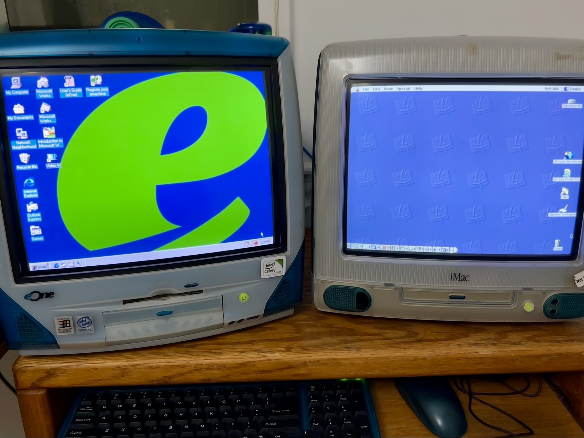 e i Desktops.JPG