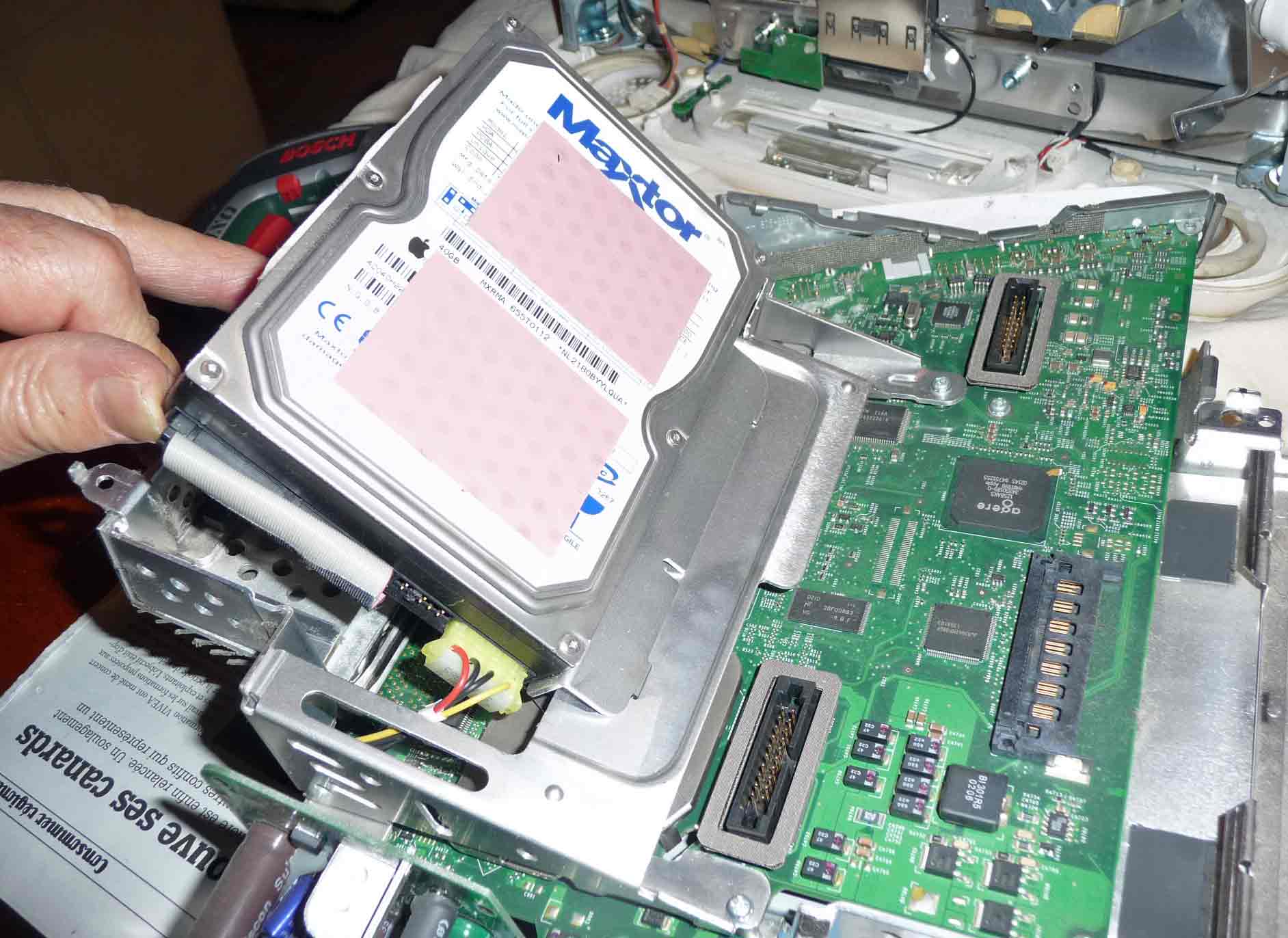 eMac-Refurb10.jpg