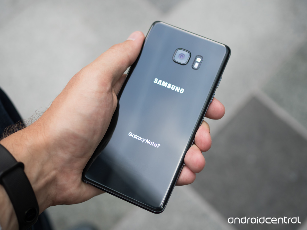galaxy-note-7-back-black-2.jpg
