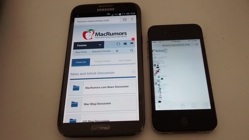 GalaxyNote2 iPhone4S.JPG