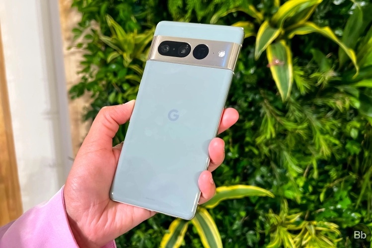 google-pixel-7-back-panel.jpg