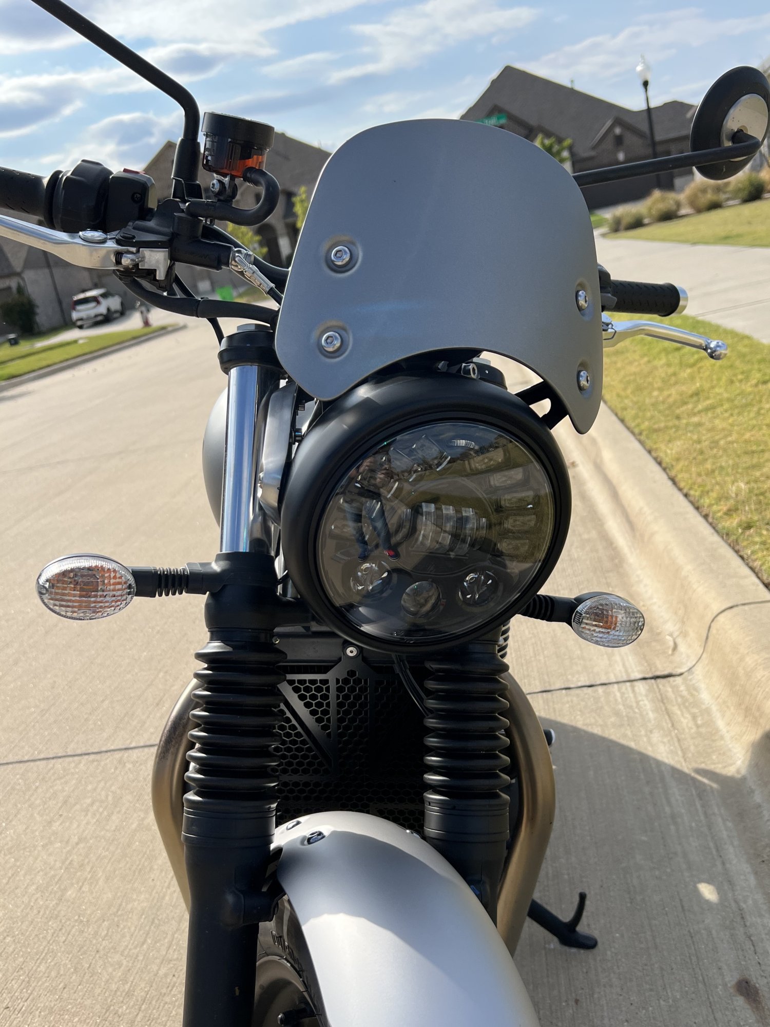 Headlight.jpg
