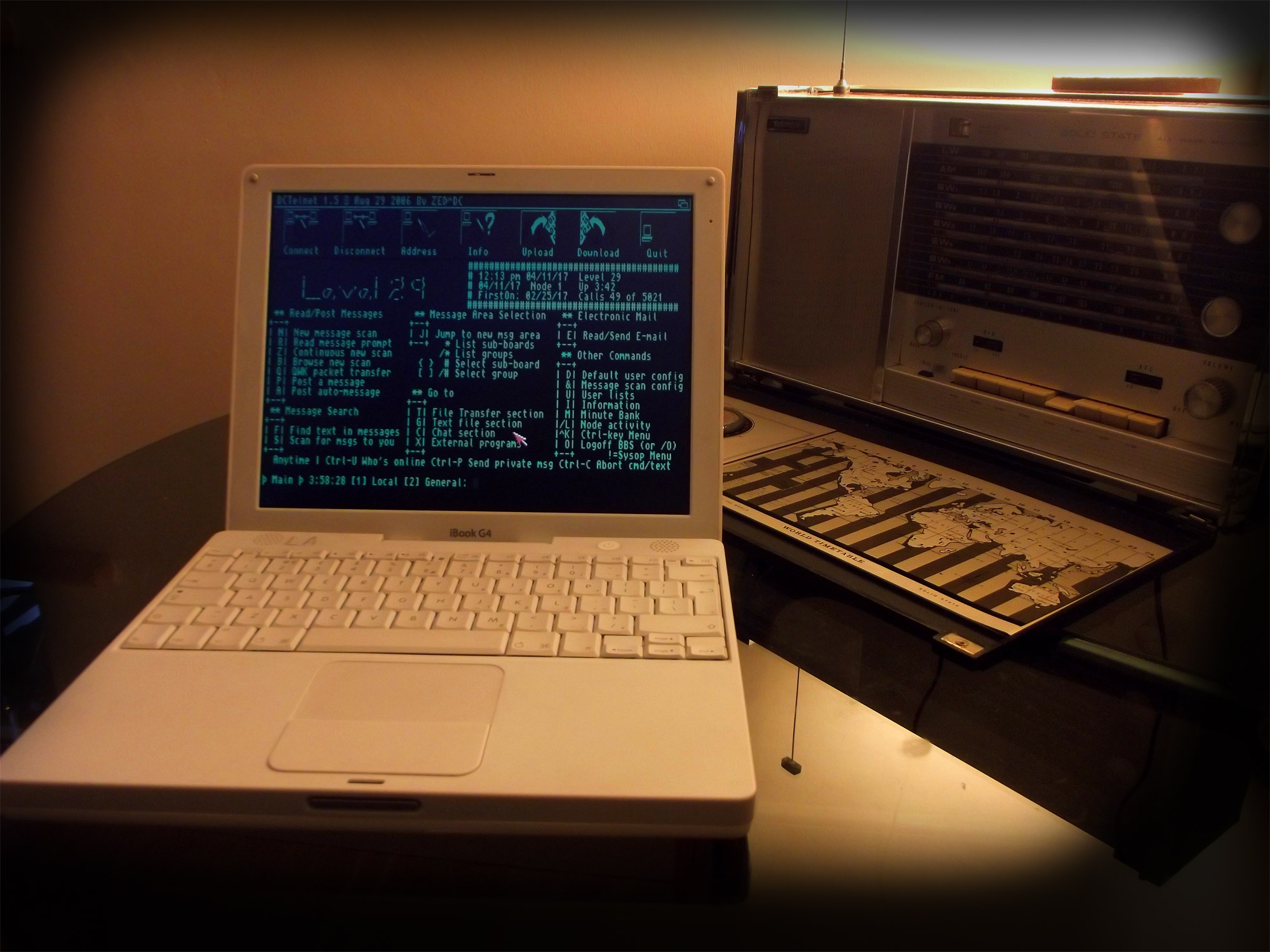 iBook2.jpg
