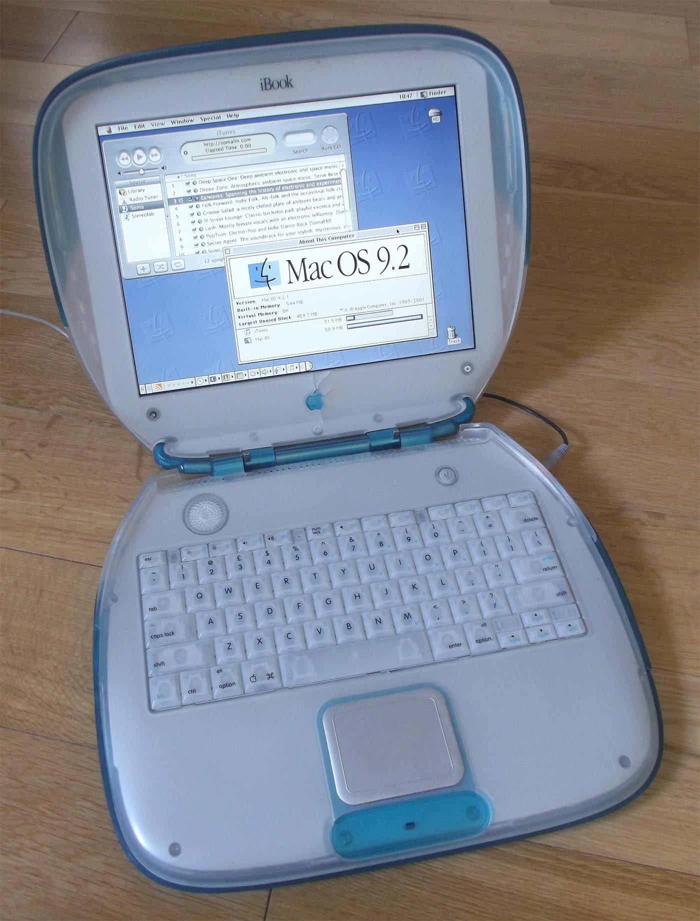 iBook4.jpg