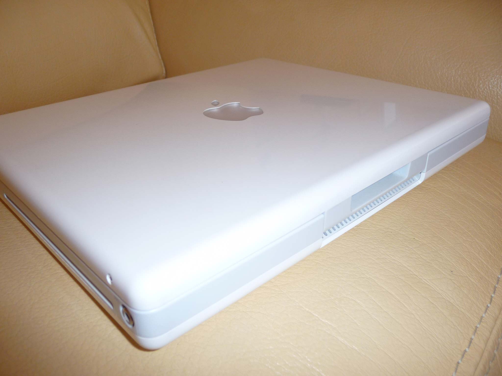 iBookG4_6.jpg