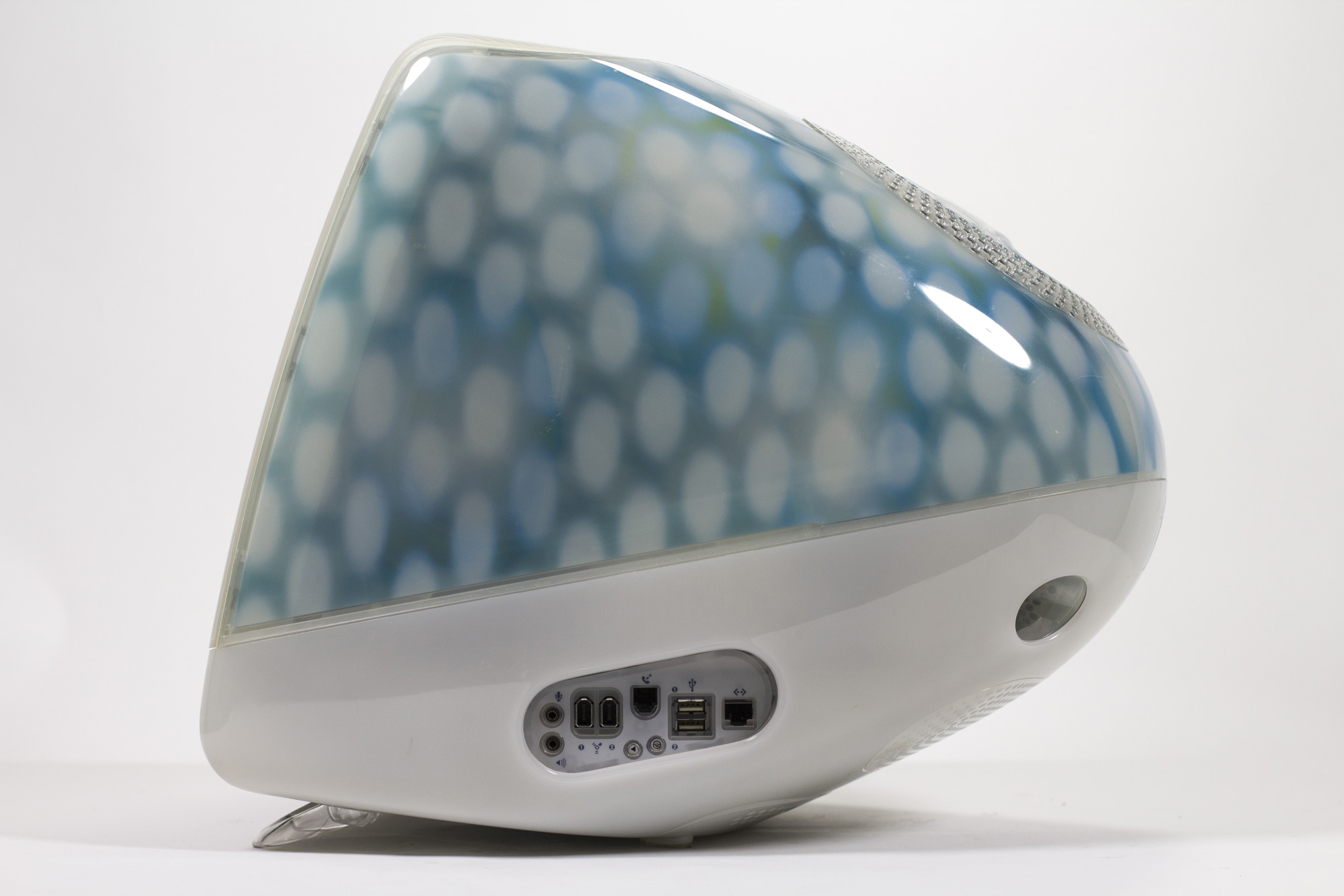 iMac-G3-Blue-Dalmatian.jpg