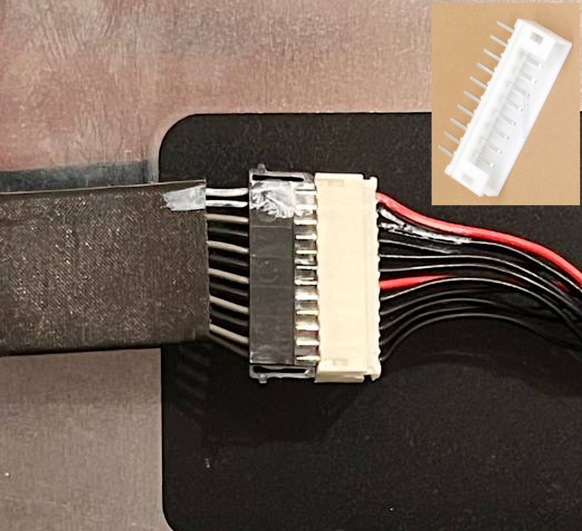 iMacBLconnector.jpg