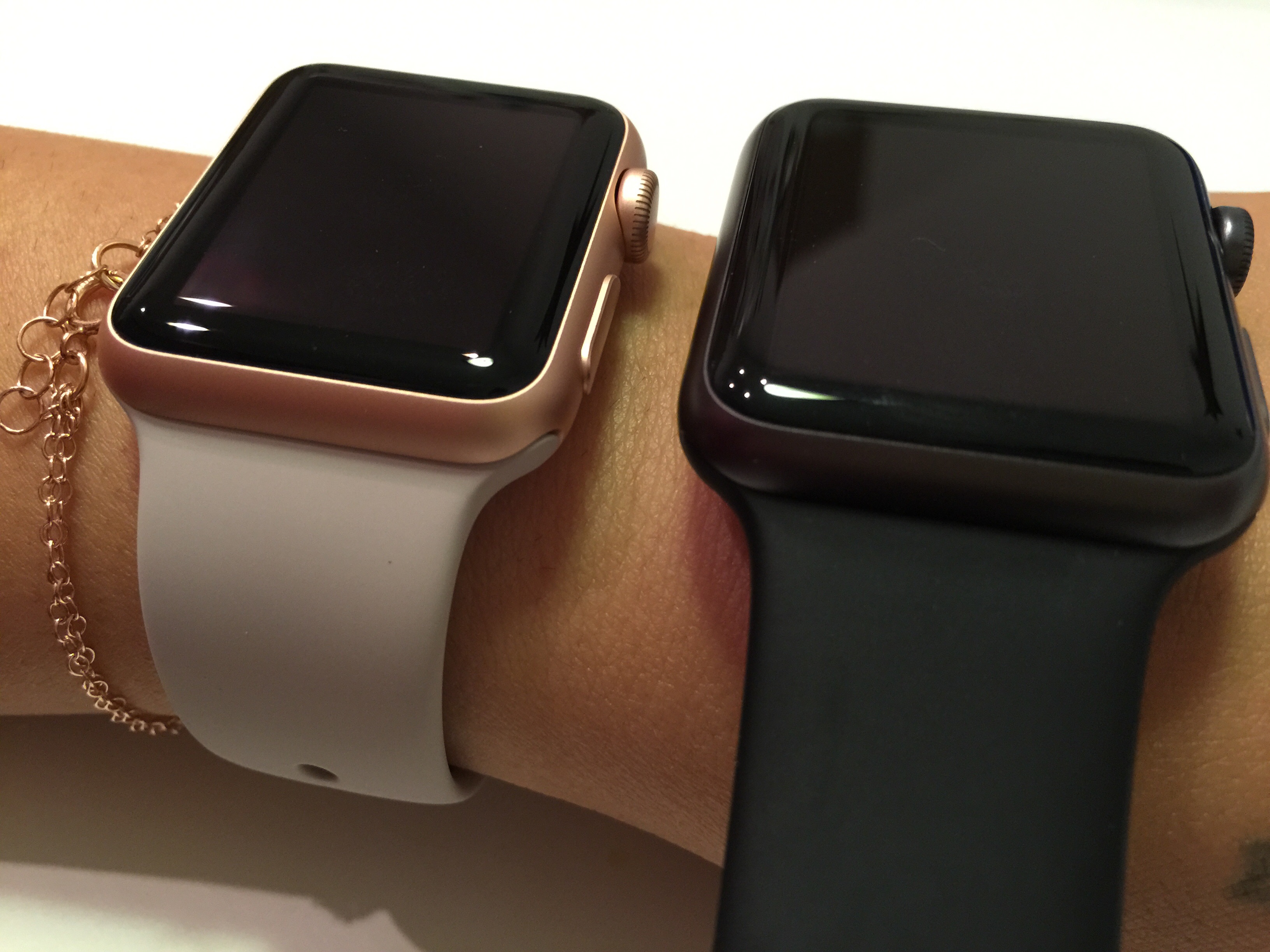 apple watch space grey with rose gold band
