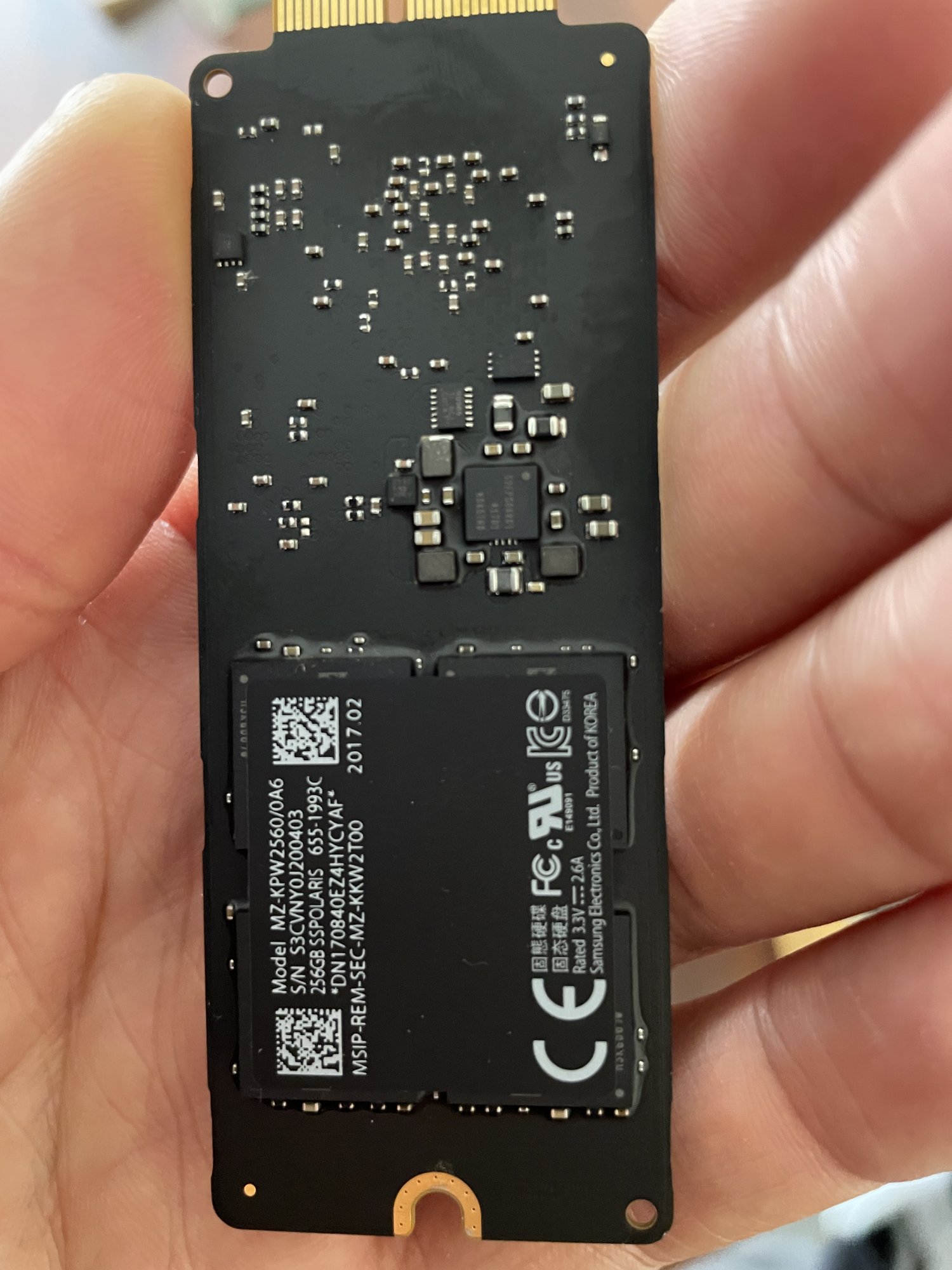 Apple shop ssd samsung