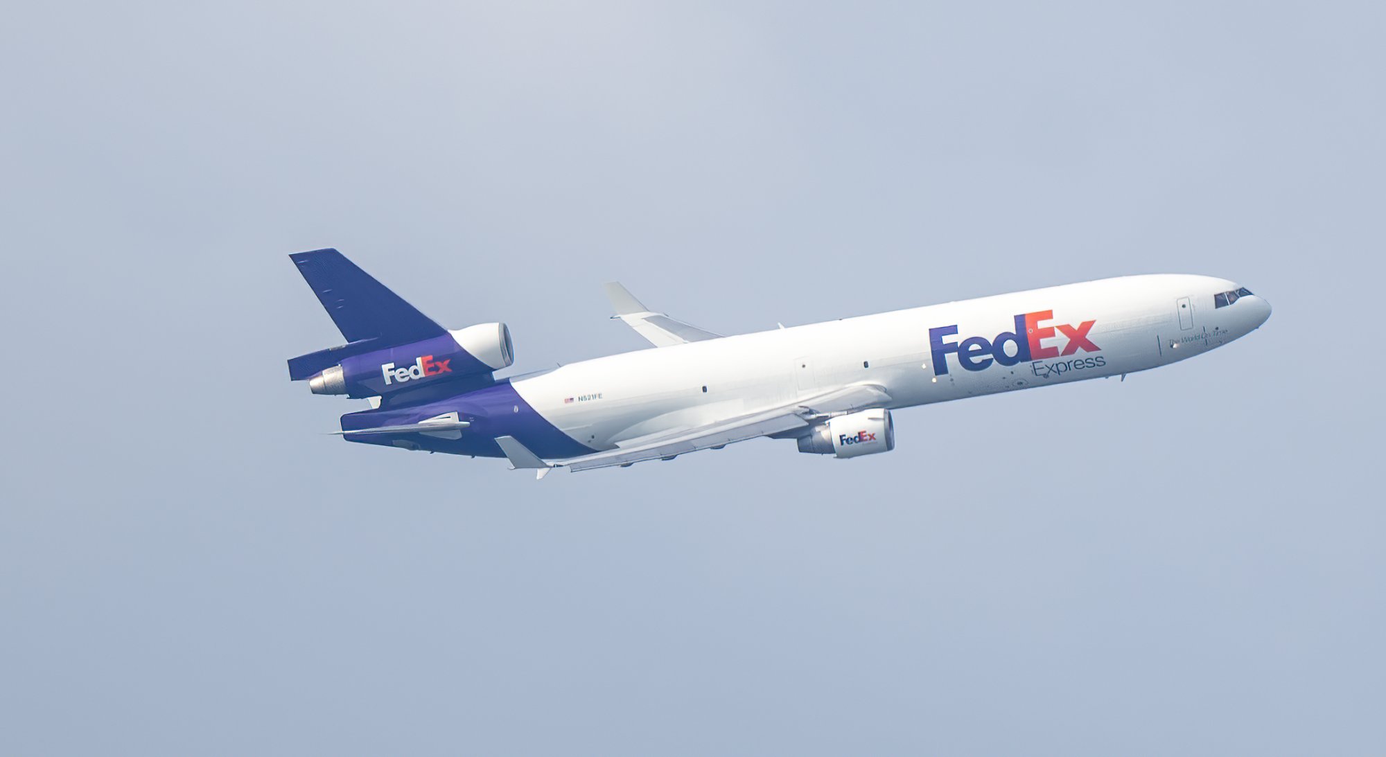 img-fedex-airplane-001.jpg
