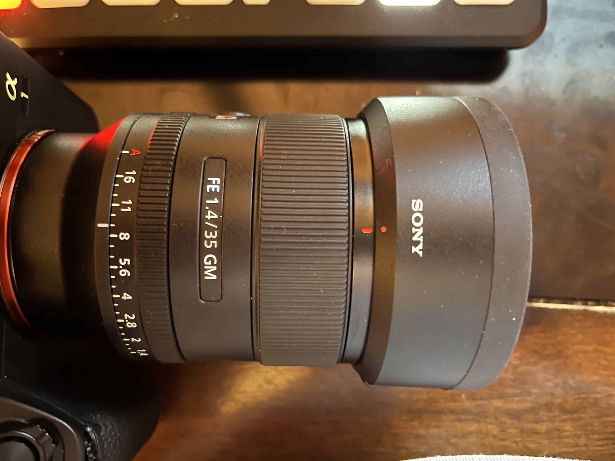 img-sony35mm-001.jpeg